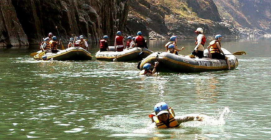 Hiking and Rafting in Nepal